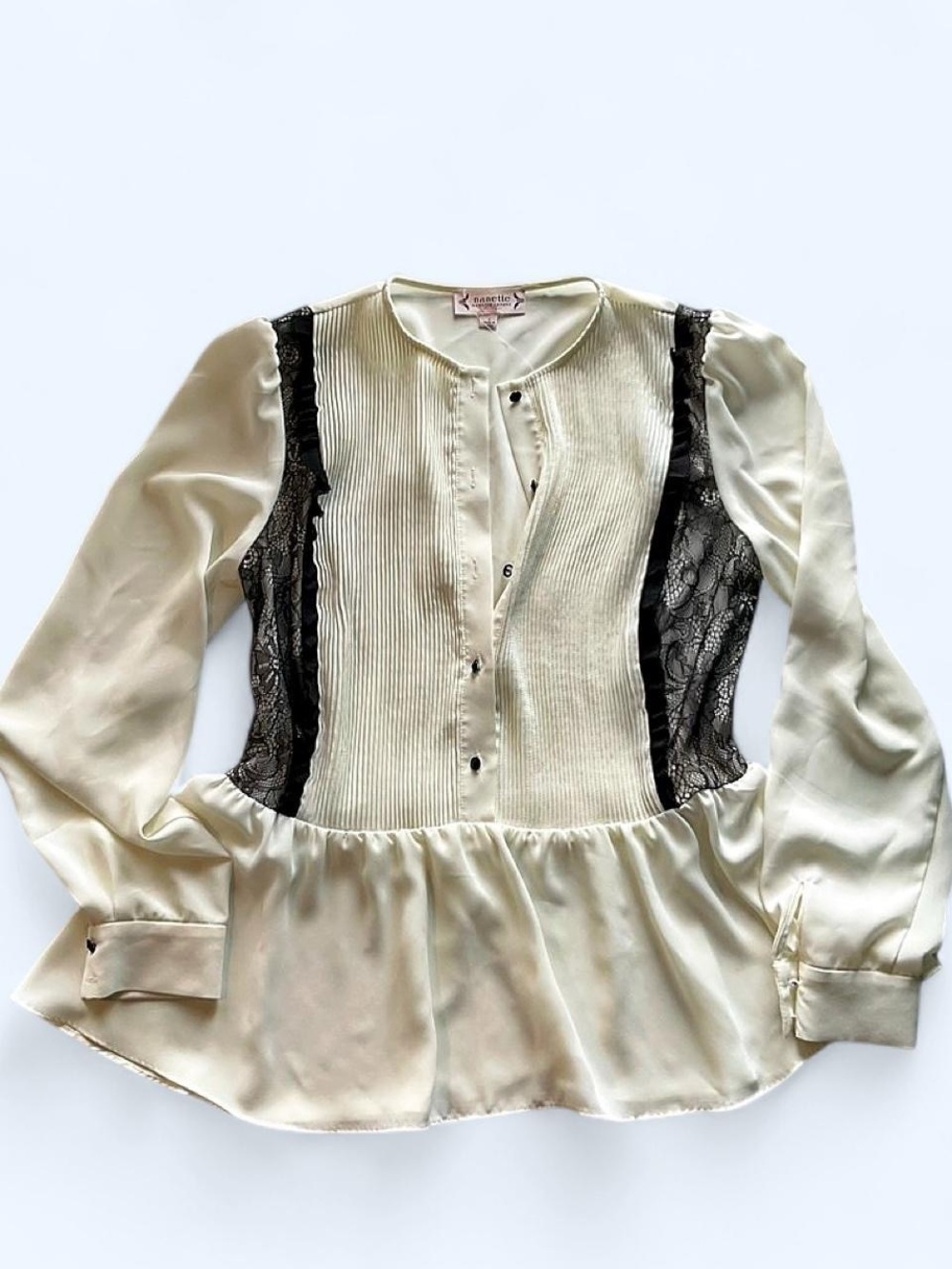 Vintage Nanette Lepore white blouse with black lace details size small